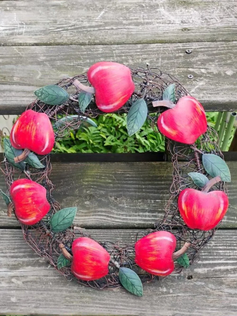Metal apple wreath